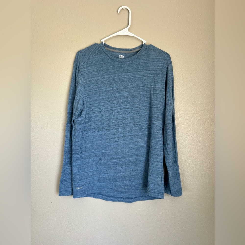 Men’s blue long sleeve